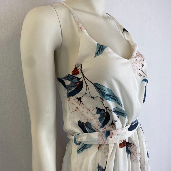 EBBY AND I Floral Print One Front Slit Dress - Picture 7 of 9